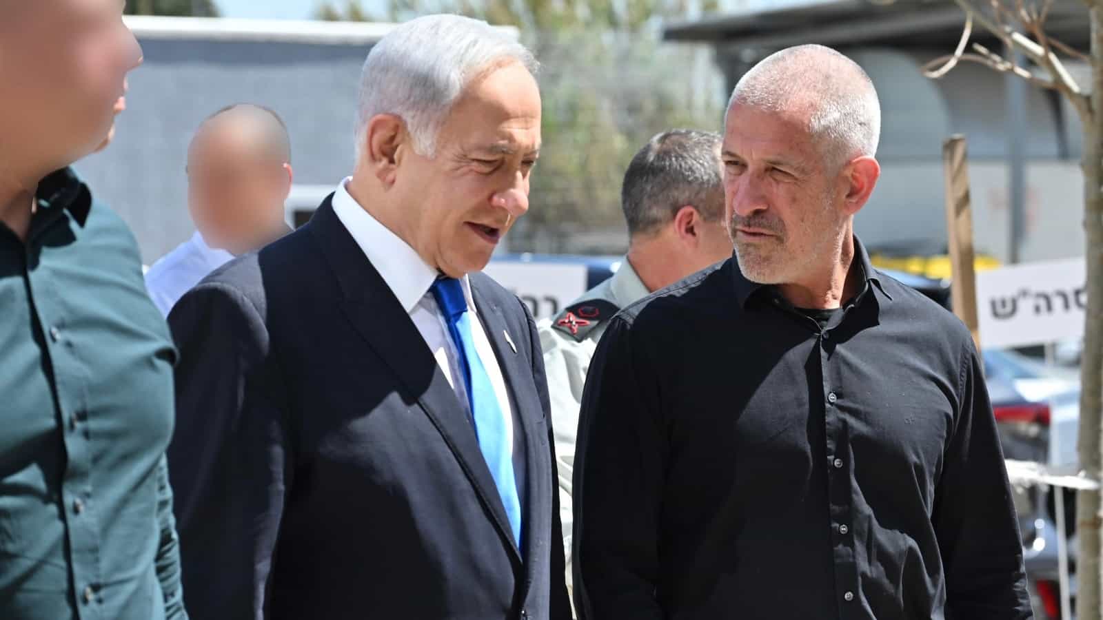 נתניהו מגיב לרונן בר: ״אתה רציני? היה לך את המספר של הטלפון האדום שלי״