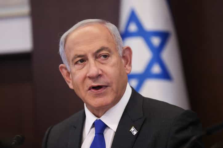 בשל דברי הסתה וקריאות למרי אזרחי: הליכוד הגיש תלונה במשטרה נגד אהוד ברק ופעילי שמאל נוספים
