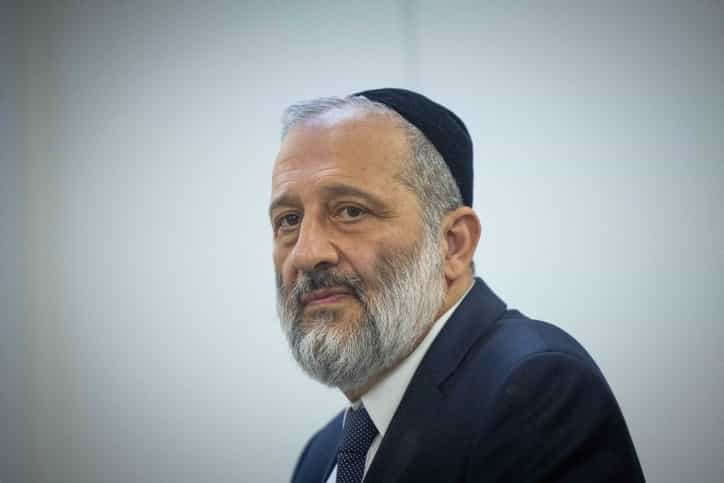 דרעי נגד בנט: "אני כן שירתי בצבא בניגוד לשותפיך ברע"מ"