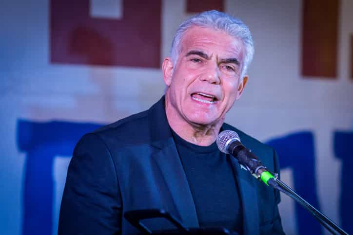 לפיד הפך את העדכון הביטחוני עם נתניהו לבמה לקידום האג׳נדה הפוליטית