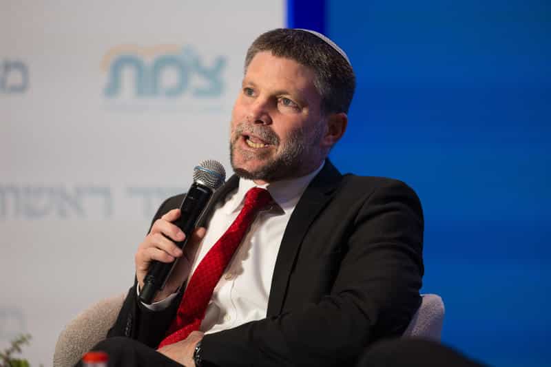 "לגרש את השגריר הבריטי" | נשיא ארגנטינה שיתף את דבריו של סמוטריץ'