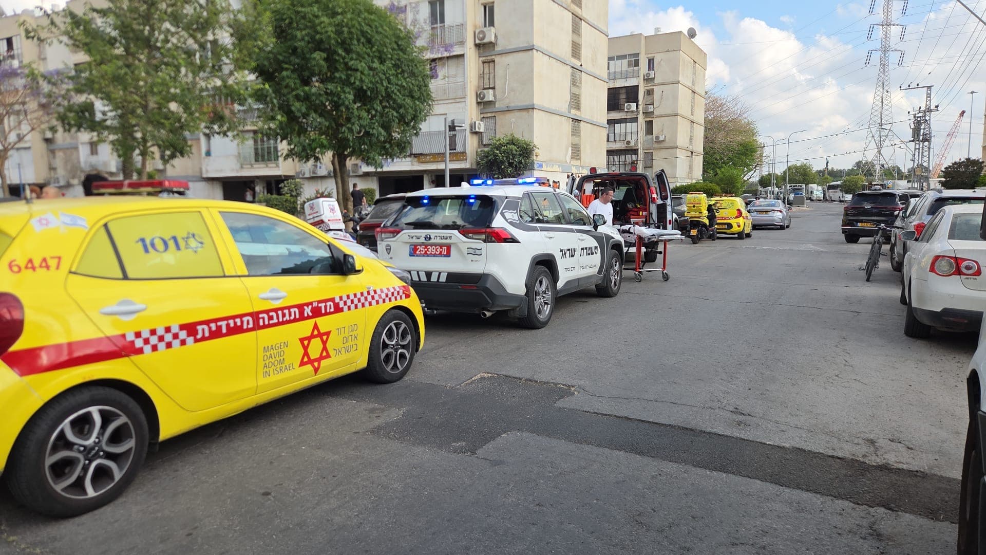 פועל נפגע מחפץ כבד במפעל בראשון לציון, מצבו קשה