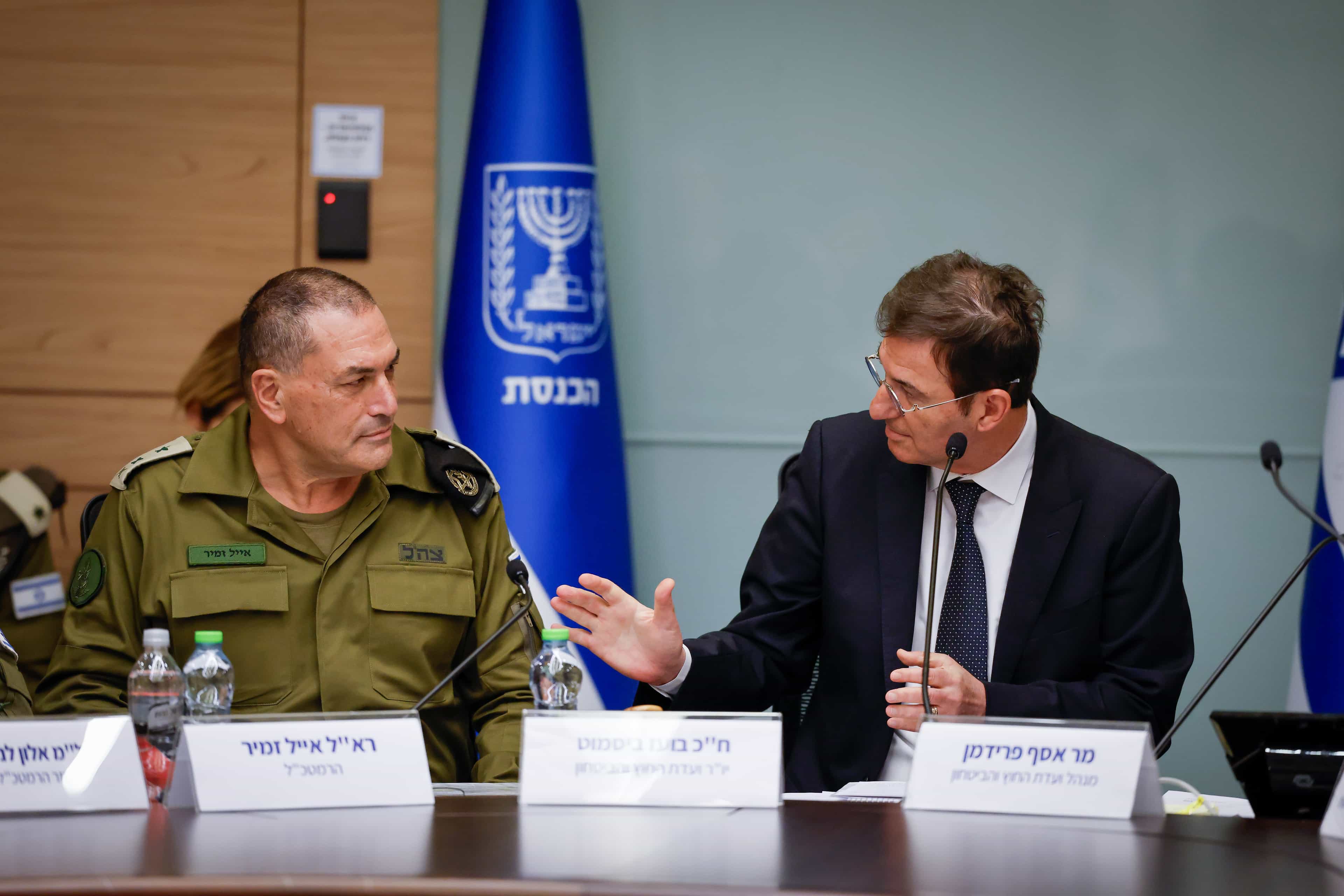 בעקבות ניסיון הפיגוע בטיסת פליי דובאי: ביסמוט יכנס דיון ביטחוני מיוחד בהשתתפות השב״כ והמוסד