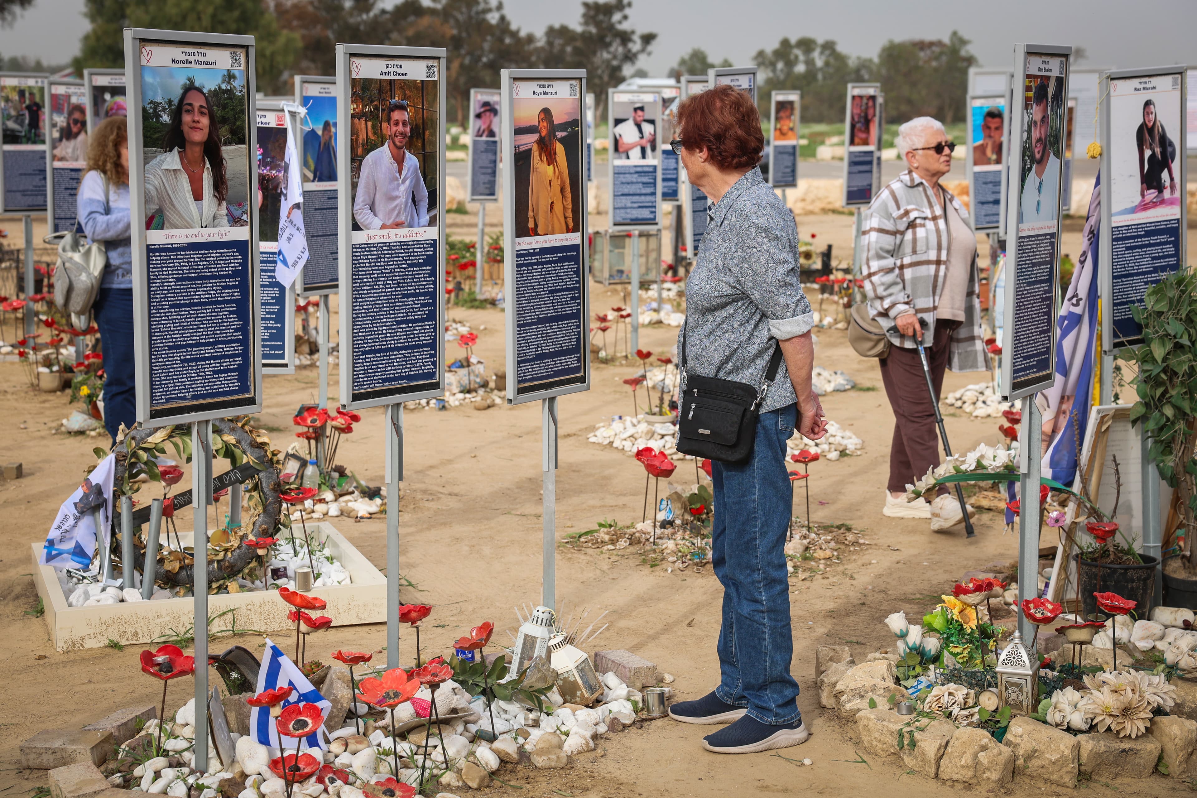 יהודי השמונה באוקטובר: היהודים שמתחברים מחדש לזהות היהודית מאז הטבח | ברקת מיכאלי