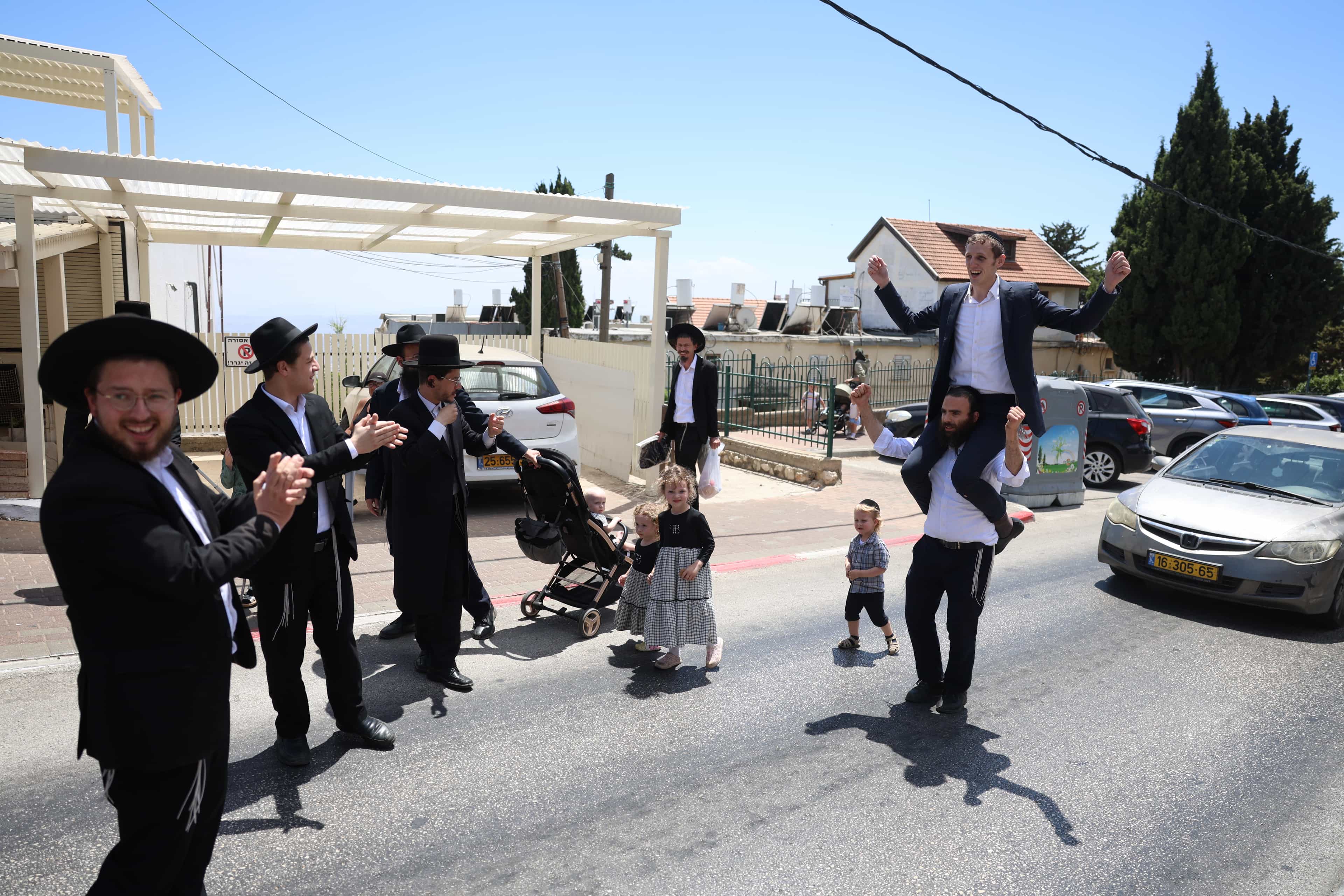 ״לא זכאי לשרות קופה״: טיפול רפואי ורכישת תרופות נמנעו מבחורי ישיבה עריקים