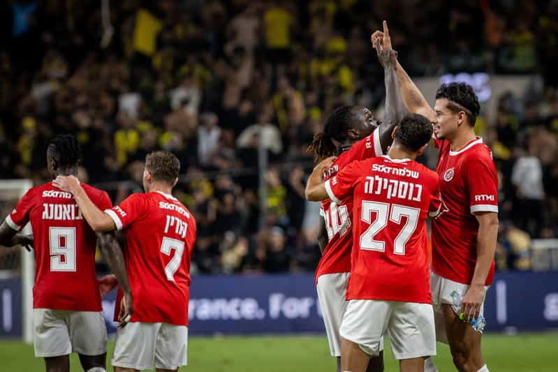 לאחר התבוסה בדרבי: הפועל ת״א חזרה לנצח עם 0:3 בבלומפילד על הפועל פ״ת