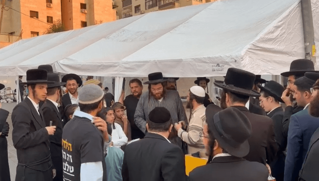 נטורי קרתא תקפו פעילים של מפלגת "נעם" בבית שמש, התושבים נחלצו לעזרתם | צפו