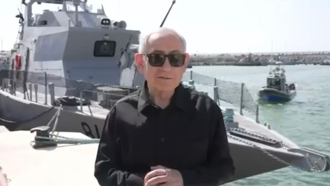 נתניהו במסר לאויבי ישראל מבסיס חיל הים: ״רוצים לאיים על המרחב הימי שלנו – לא ניתן לזה לקרות״ | צפו
