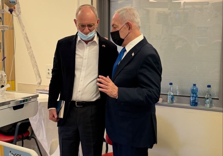 ראש הממשלה נתניהו הגיע לביקור חיזוק אצל החייל הפצוע נריה לייטר