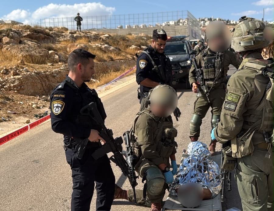 ניסיון הפיגוע בבנימין: אחד המחבלים נוטרל, כוחותינו מבצעים מרדף אחר מחבל נוסף