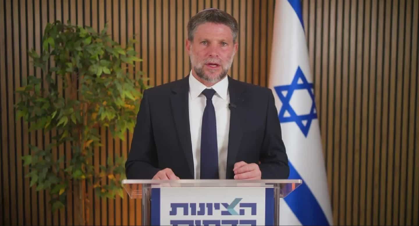 סמוטריץ׳ מציע לוינטר תפקיד שר תמורת פרישה: "אוותר על תפקיד שר של מפלגתי עבורך" | צפו