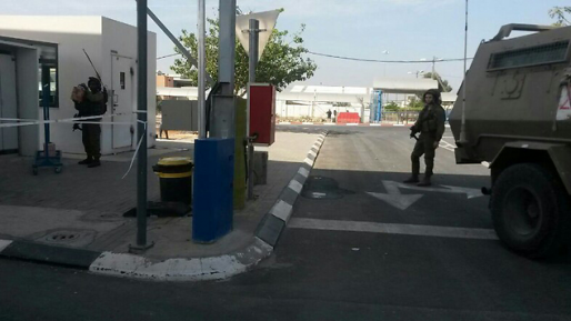 צילום: רשות המעברים במשרד הביטחון הותר לפרסום: נעצר מחבל שעשה דרכו לביצוע פיגוע דריסה