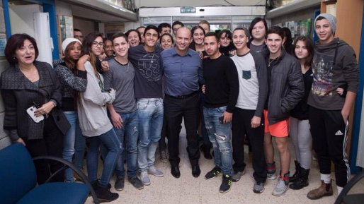 צילום: טוויטר נפתלי בנט בנט: "זה לא מה שהיה פעם – זה יותר טוב"