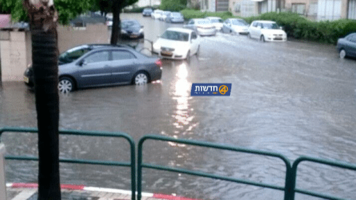 צילום: יריב שחר הצפות ועצים שנפלו ברחבי הארץ עקב מזג האוויר