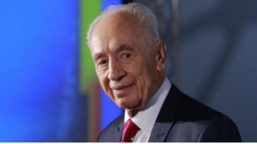 צילום: צילום: יח שמעון פרס פונה לביה״ח לאחר שטופל בביתו