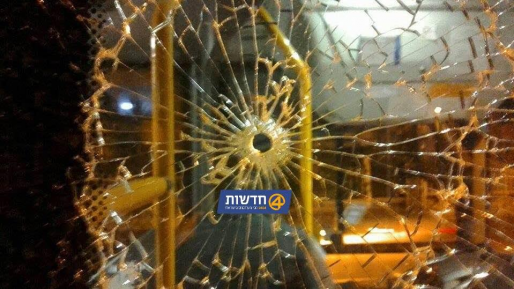 צילום: חדשות 0404 מה פגע באוטובוס בבאר שבע?