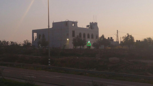 צילום: תנועת רגבים מסגד בלתי חוקי הוקם בצומת זיף. ל-0404 הובטח: "אכיפה תבוצע"