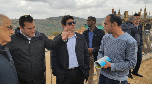צילום: אוהד יחזקאלי דגן לנתניהו: מגעים על הורדת הנוכחית הצבאית בשטח A – שערורייה
