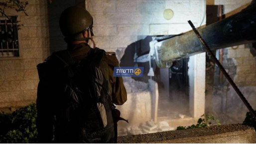 צילום: חדשות 0404 כוחות צה"ל הרסו הלילה בית מחבל בחברון