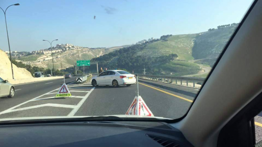 צילום: שלומי אלקלעי המשטרה אישרה לפועלים ערבים לשוב למעלה אדומים