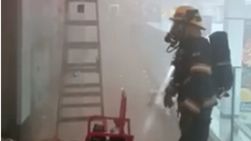 צילום: דוברות כב נער נפצע קשה בשריפה בדירה בקריית אונו