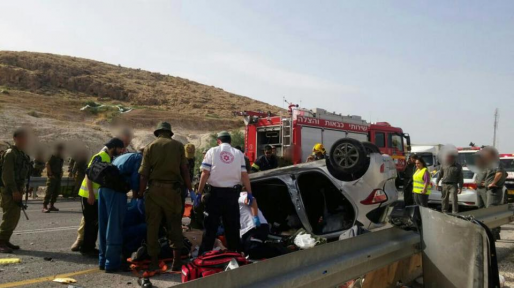 צילום: תיעוד מבצעי מד הרוג ופצוע קשה בתאונת דרכים בבקעת הירדן