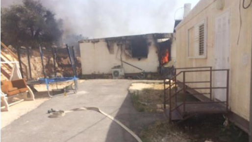 צילום: דוברות כב שישה קרוואנים עלו באש בשריפה הגדולה ברמת גלעד באזור קרני שומרון