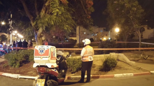 צילום: דוברות איחוד הצלה בן 17 שרכב על אופניים חשמליים נפצע בתאונה בנתניה