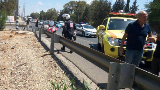 צילום: תיעוד מבצעי מד רוכב אופנוע נפצע קשה בתאונה סמוך לצומת אילנות