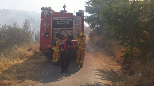 צילום: יאיר אגרנט, תיעוד מבצעי כב שריפת קוצים גדולה פרצה בקריית יובל בירושלים