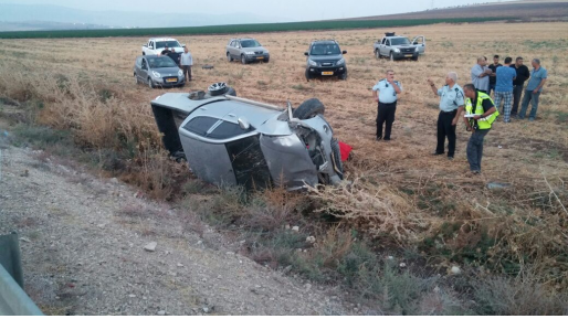 צילום: דוברות המשטרה צעיר נהרג בהתהפכות רכב בכניסה לרמת צבי