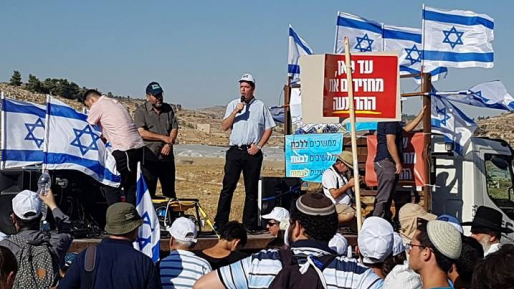 צילום: חדשות 0404 "ממשיכים לבנות" – תושבים צעדו ממקום הפיגוע לעתניאל