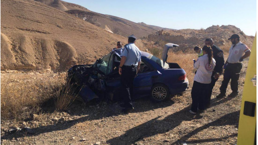 צילום: תיעוד מבצעי מד הרוג בתאונת דרכים בכביש בין ערד לחתרורים