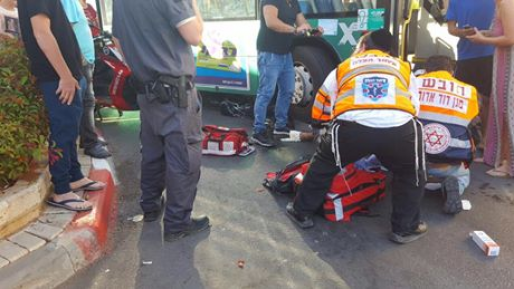 צילום: איחוד הצלה פצוע בינוני בהתהפכות ג'יפ בירושלים