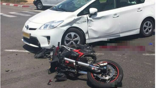 צילום: תיעוד מבצעי מד רוכב אופנוע נהרג בתאונה בראשון לציון