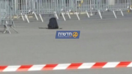 צילום: ירין יצחק בהלת שווא במגדל אייפל בעקבות חפץ חשוד שזוהה במקום