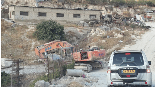 צילום: המנהל האזרחי הלחץ עובד: המנהל החרים כלים וכלי רכב ששימשו ערבים לעבודות בלתי חוקיות