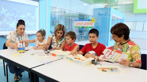 צילום: פיוטר פליטר עשרות ילדים המאושפזים ברמב"ם לומדים בכיתות בתוך ביה"ח