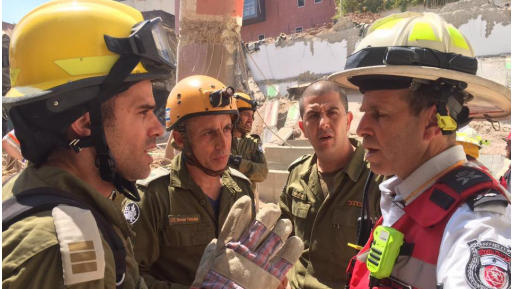 צילום: דובר צה צוותי פיקוד העורף וכן יחידת מילואים סורקים אחר נעדרים במבנה שקרס