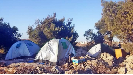 צילום: באדיבות התושבים במקום לבנות: המנהל פינה משפחות ממצפה אביחי בקריית ארבע