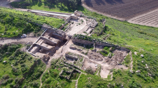 תגלית חשובה: 'מקדש שער' מתקופת בית ראשון נחשף בחפירות בתל לכיש