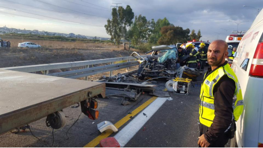 צילום: איחוד הצלה שני הרוגים ופצוע קשה בתאונה בין חורשים לאייל על כביש 6