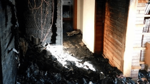 צילום: נס לילי ביצהר: בית העץ נשרף – המשפחה נחלצה מהלהבות