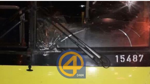 צילום: חדשות 0404 אוטובוס נוסף נרגם: מאז הבוקר – מעל 40 פיגועי אבנים