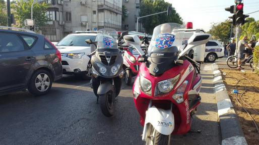צילום: איחוד הצלה אישה נפצעה בינוני לאחר שנפגעה בתאונה בראשון לציון