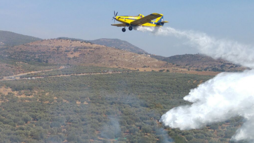 צילום: דוברות כבאות והצלה, מחוז צפון מטוסי כיבוי הוזנקו לשריפה שפרצה סמוך לצומת גבעת כח