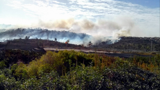 צילום: אוהד מונצ'רש שריפה בזכרון יעקב: נזק נגרם לבתים – תושבים פונו, 9 נפגעו