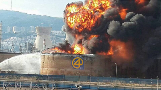 צילום: אופיר לוי הושגה שליטה על השריפה במיכל הדלק בבתי הזיקוק