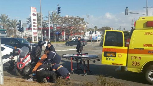 הולך רגל כבן 70 נפצע קשה לאחר שנפגע מרכב בראשון לציון