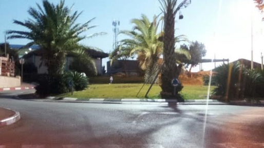 צילום: מוקד 443 אבנים הושלכו לעבר כלי רכב סמוך לצומת תקוע